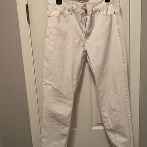 Nice clean pair of white pants size 10/30